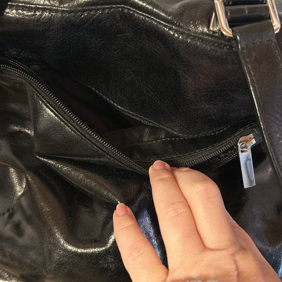[Michael Kors] “Lizbeth” Black Leather Backpack - Picture 4 of 5